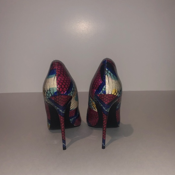5 inch Multi colored heels - Picture 3 of 5